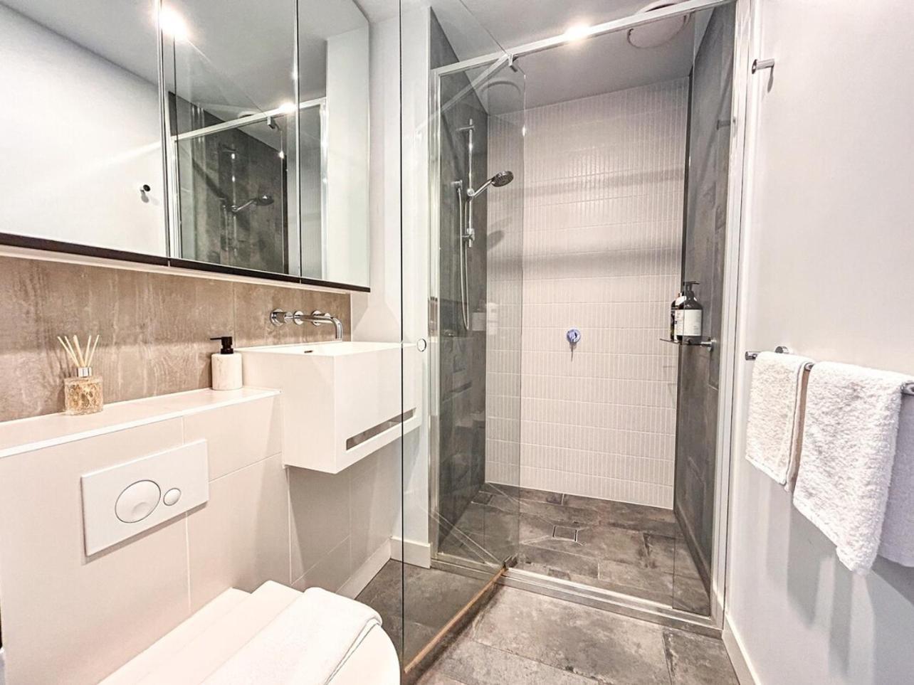 Dreamy View On High Level 2Br1Ba Apt Cbd Poolgy ملبورن المظهر الخارجي الصورة